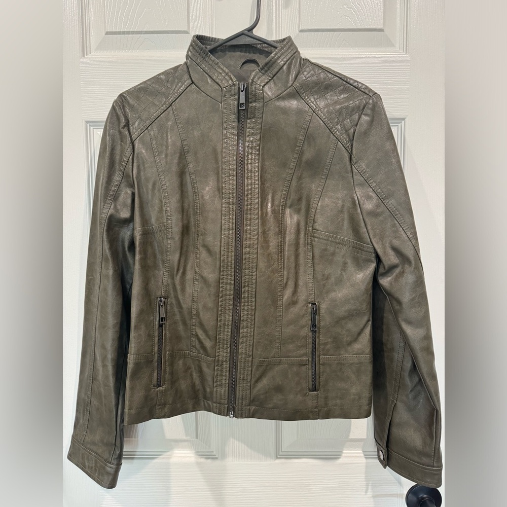 Gallery New York Faux Leather Jacket - Army Green - Size Medium